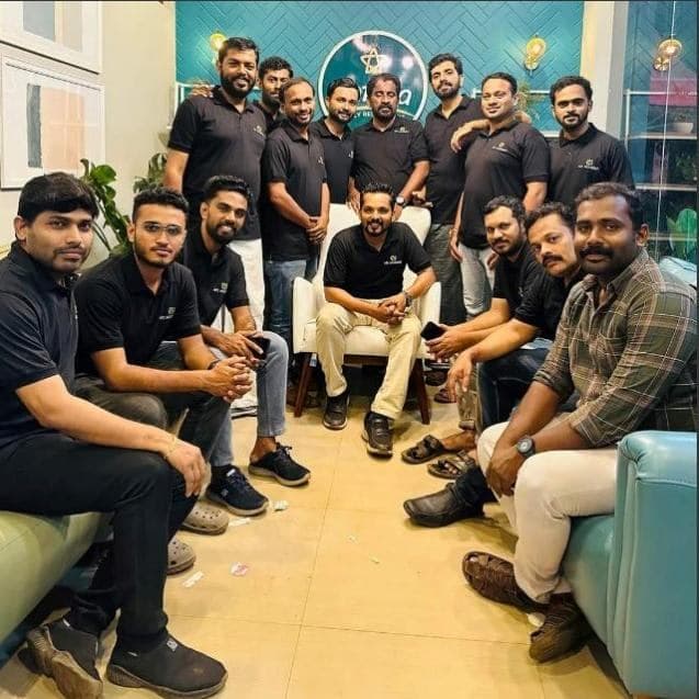 APJ Academy teachers and students